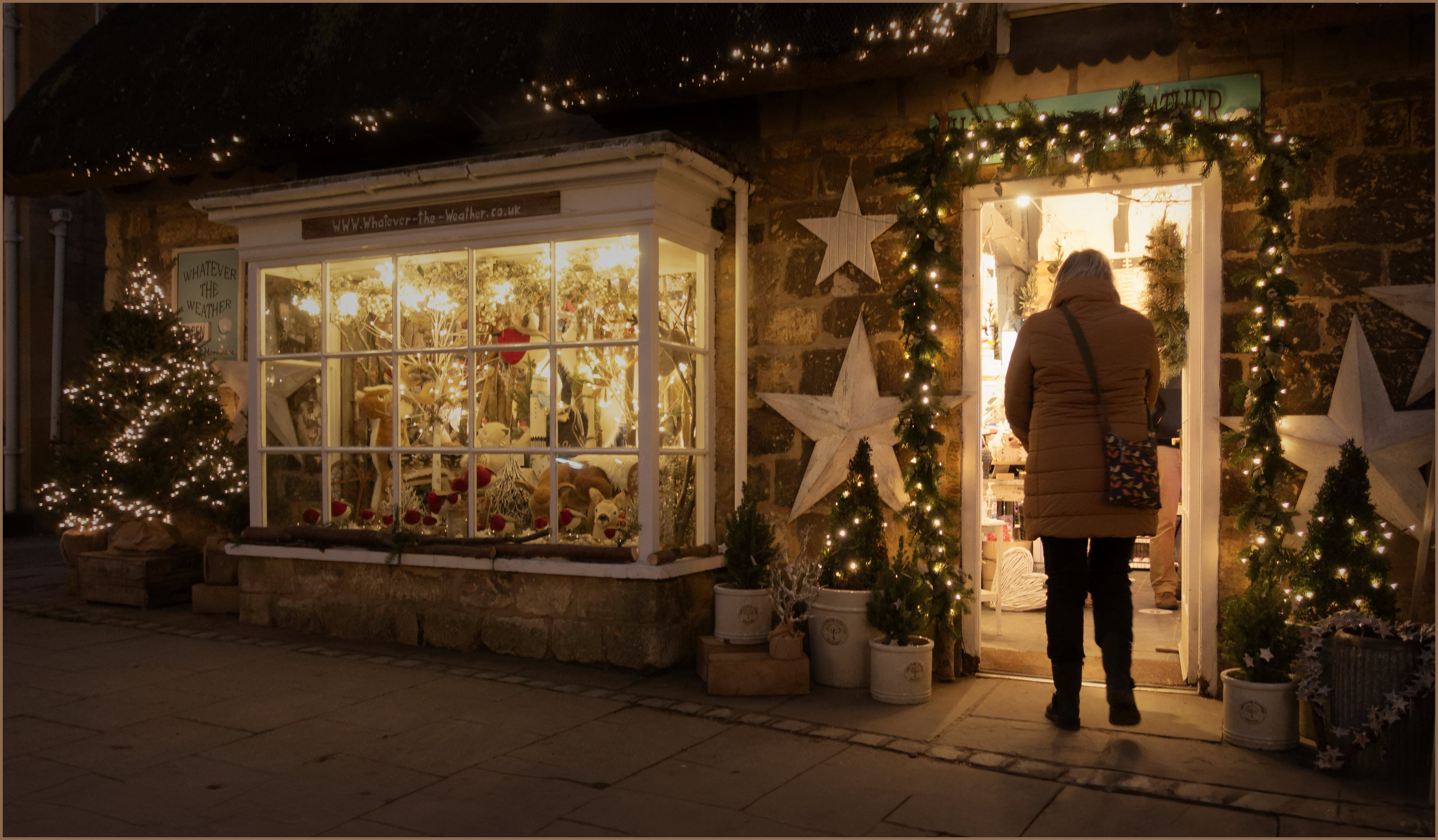 broadway-late-night-shopping4.jpg