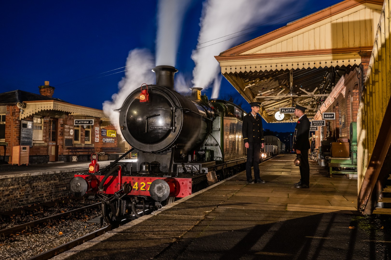 JB_4270GWSR19112022-0439.jpg