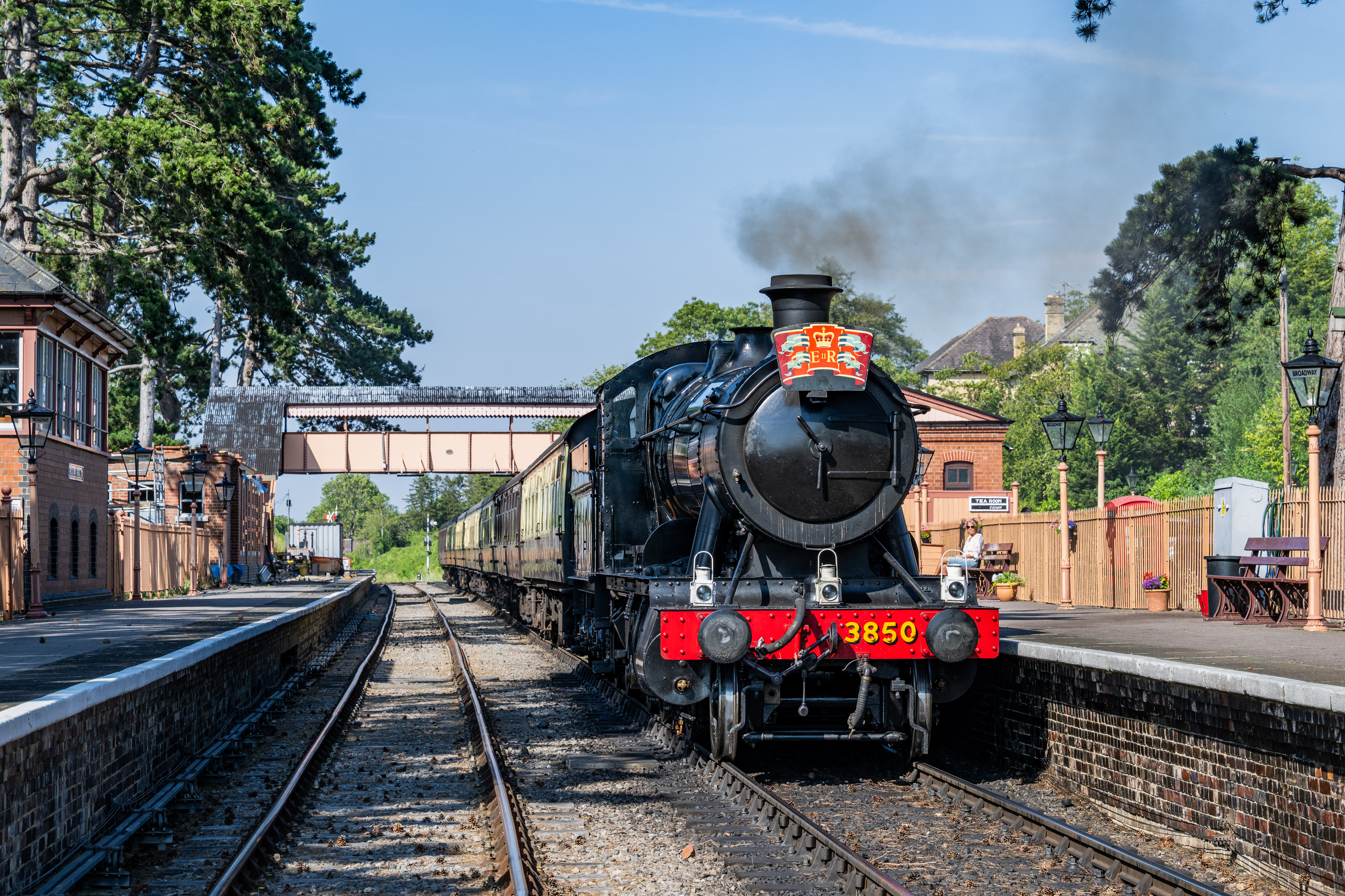 Railway Headboard Weekend - Main Image