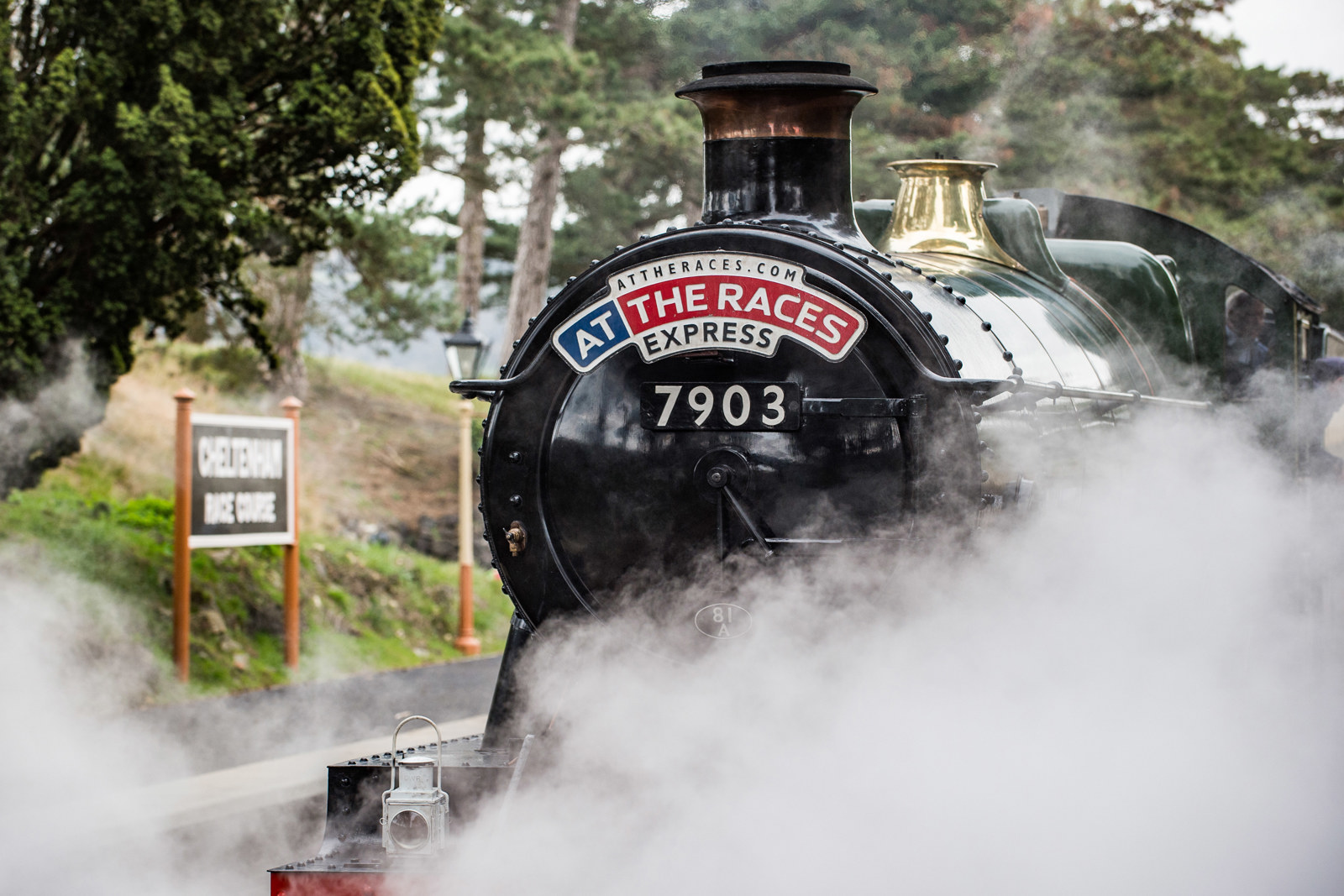 Railway Racing Race Trains - Gloucestershire Warwickshire Steam Railway