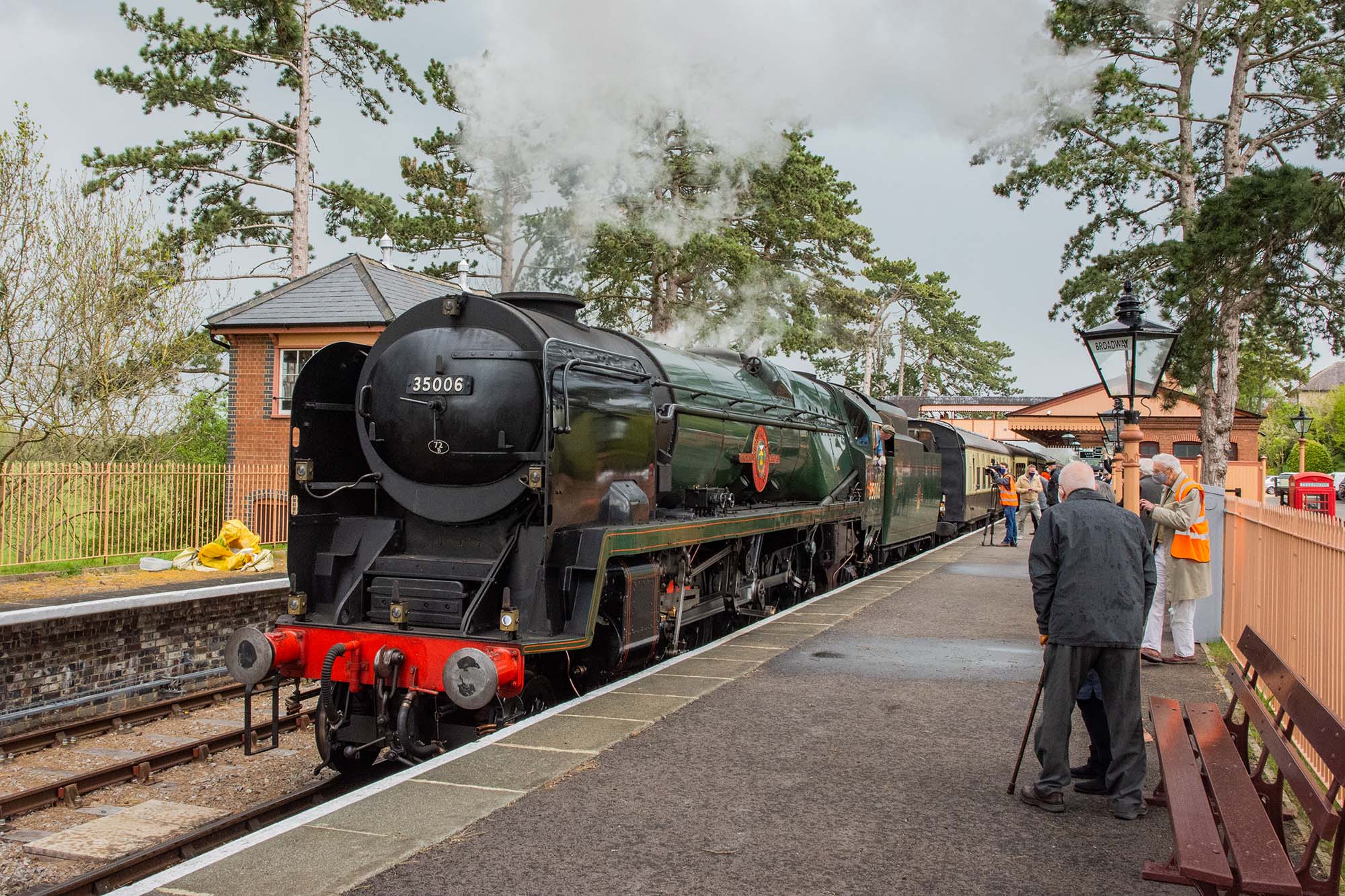 62a7bb1c04f001ded3b9b671_GWSR_Broadway_Ian_Crowder_02.jpg