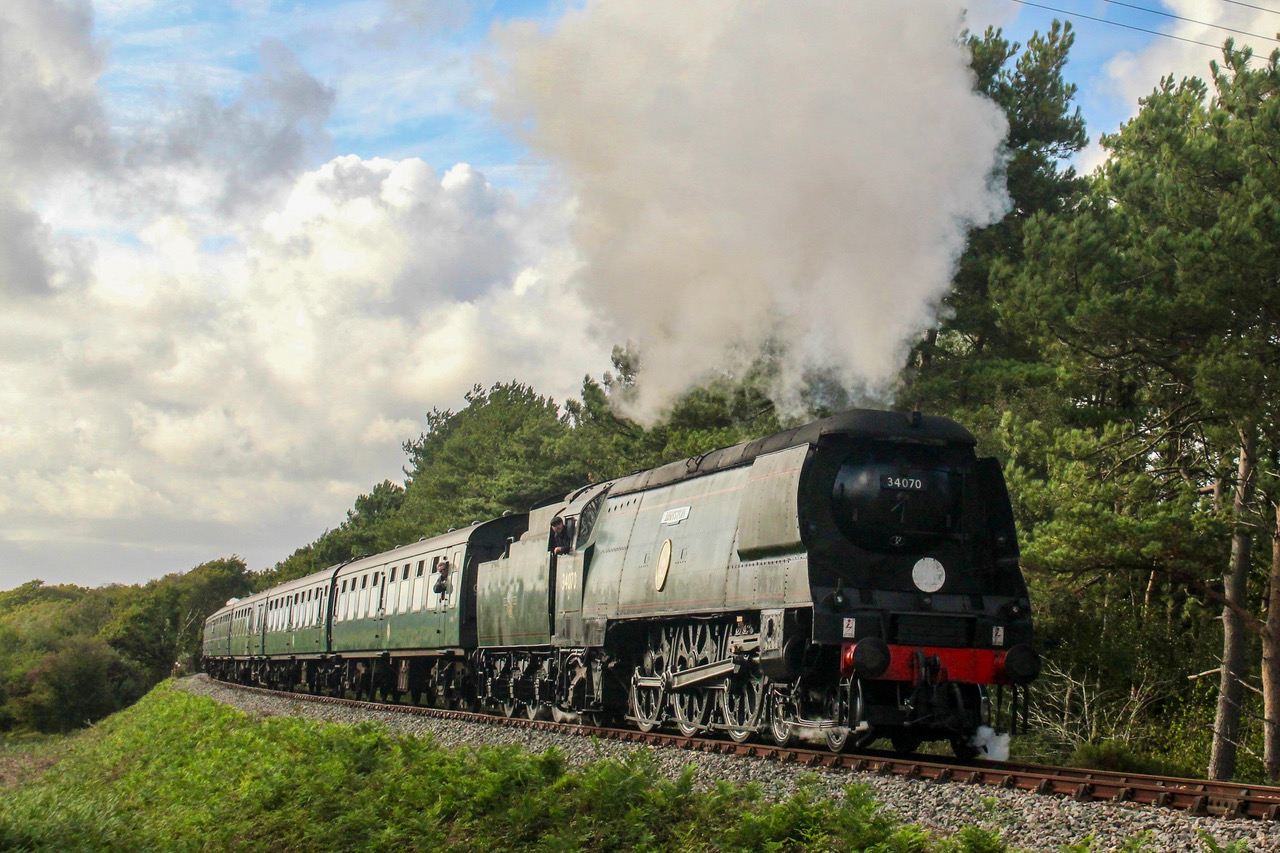 34070 at Creech Bottom near Wareham on the Swanage Railway 2011 pic Josh Brinsford.jpeg